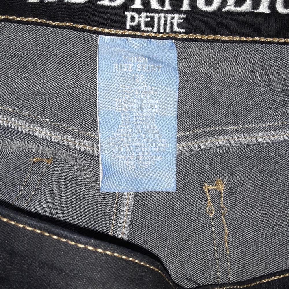 HYDRAULIC JEANS  PETITE SKIRT - Picture 8 of 11